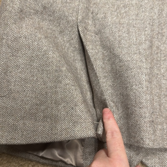 Banana Republic Factory women Wool-Blend Herringbone Blazer. Size 4. NWT! - Picture 12 of 14